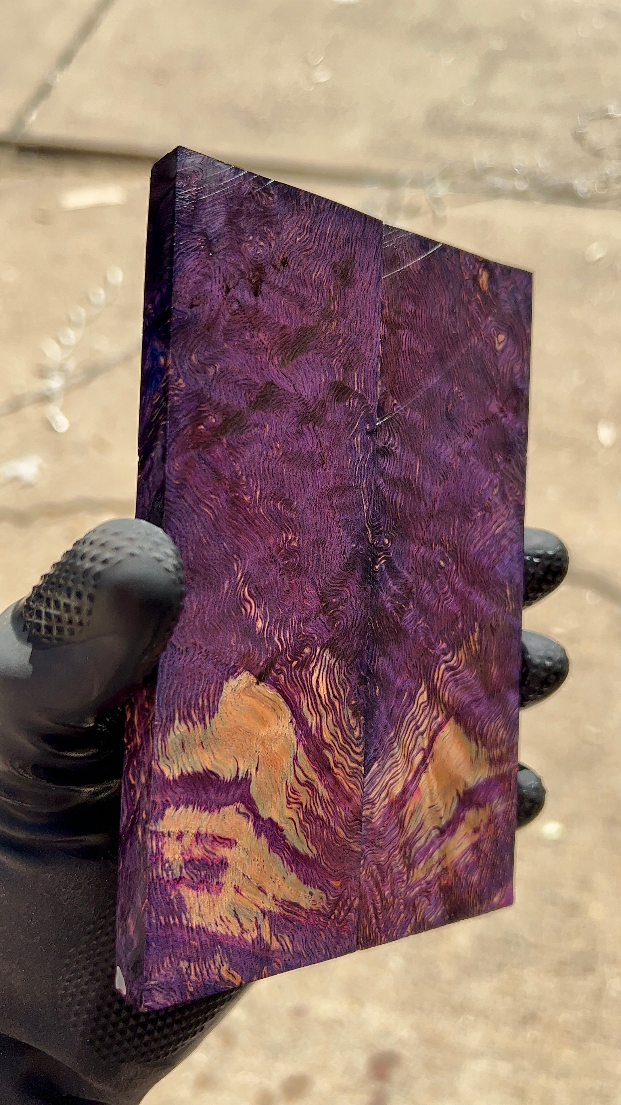 Escamas de nudo de roble rojo ROBS-006 (estabilizado)