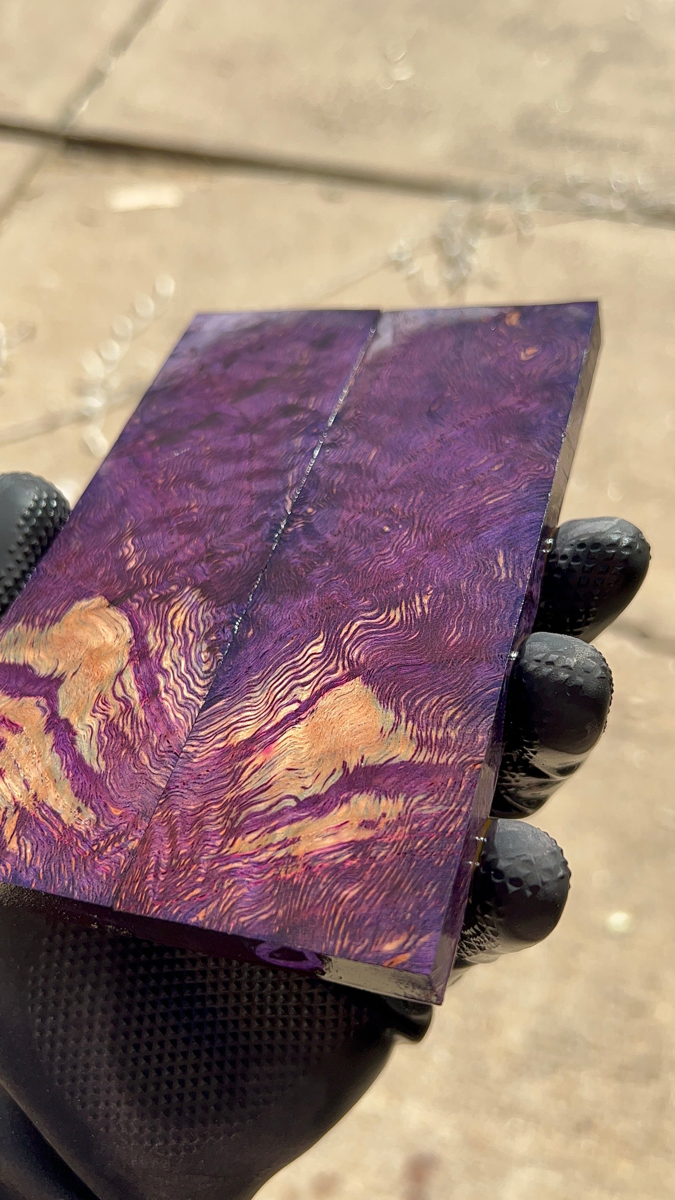 Escamas de nudo de roble rojo ROBS-006 (estabilizado)