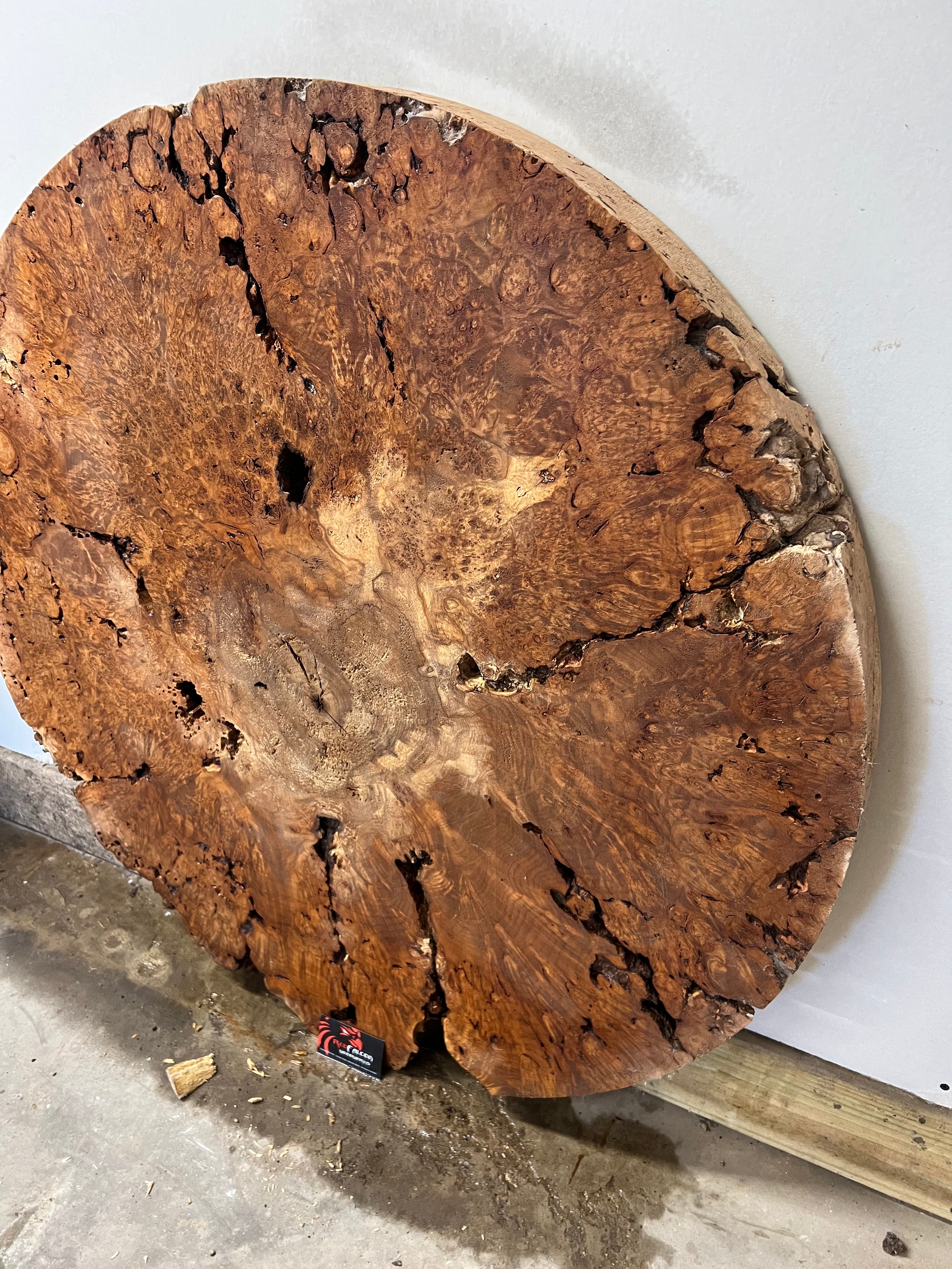 Losa redonda de nudo de arce (MPS-001 40”D x2”)